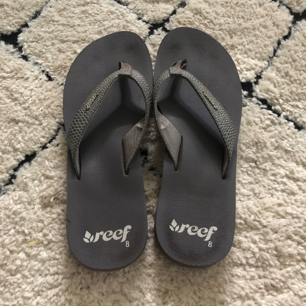 Reef gray flip flops!